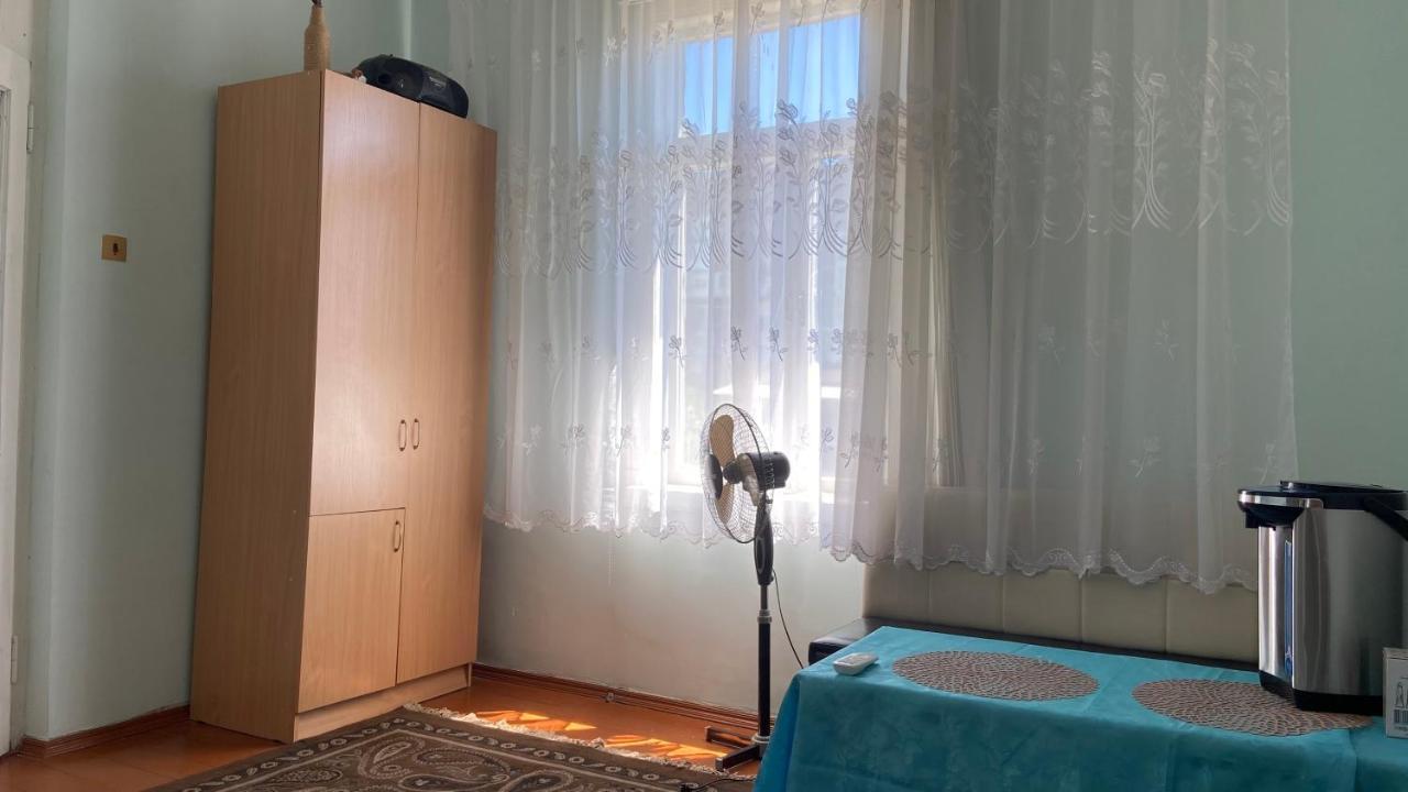 У Риты Szuhumi Kültér fotó